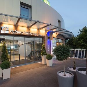 Holiday Inn Express Paris - Velizy By Ihg